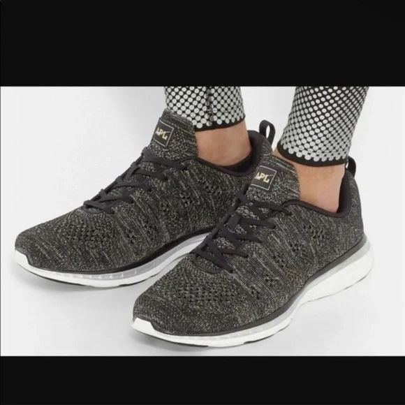 APL Techloom Pro Black and Metallic Gold Sneaker Size 7.5 Women's - Picture 10 of 10